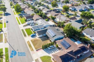 panel surya digunakan untuk mengubah energi berupa listrik untuk memenuhi kebutuhan rumah tangga