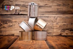 panel surya dari kaleng bekas